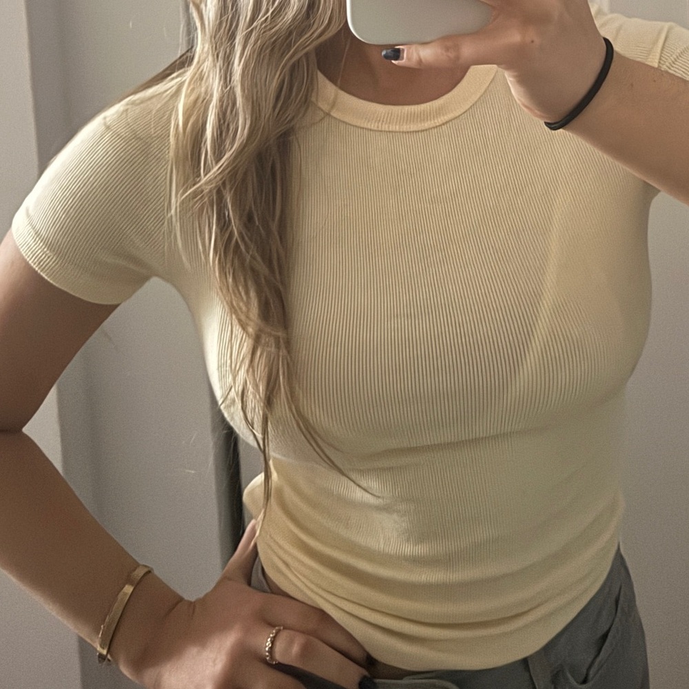 Garage Women's Light Cream Short Sleeve Tee